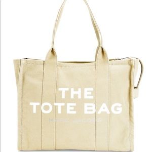 Marc Jacobs The Tote Bag